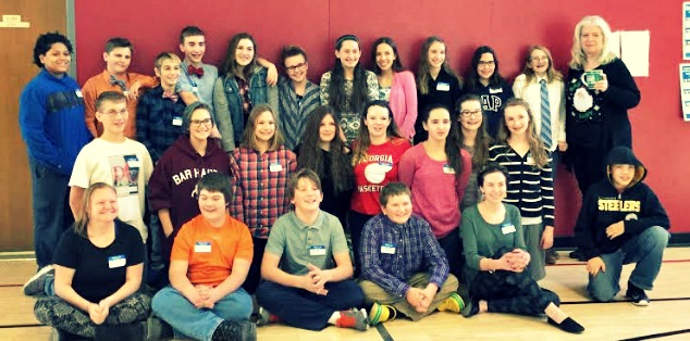 Students and staff organized an annual luncheon for senior citizens.