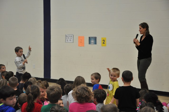 A kindergartener talks sustainability with Author Jan Reynolds