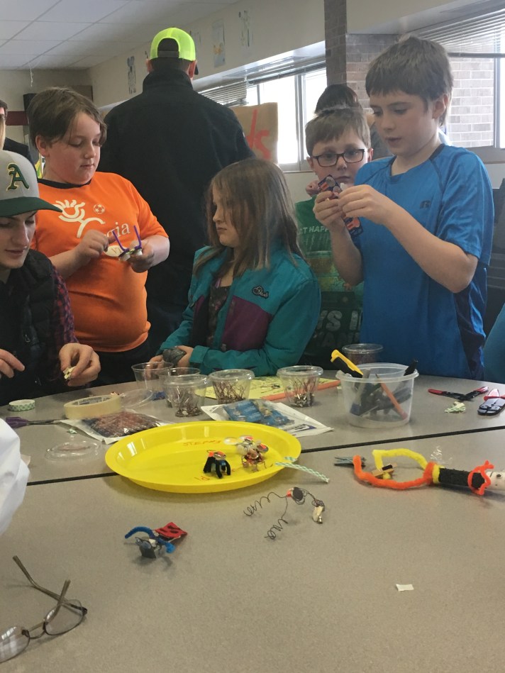 4AFE43D7-BE95-44B8-A682-9E2B4BB693B0